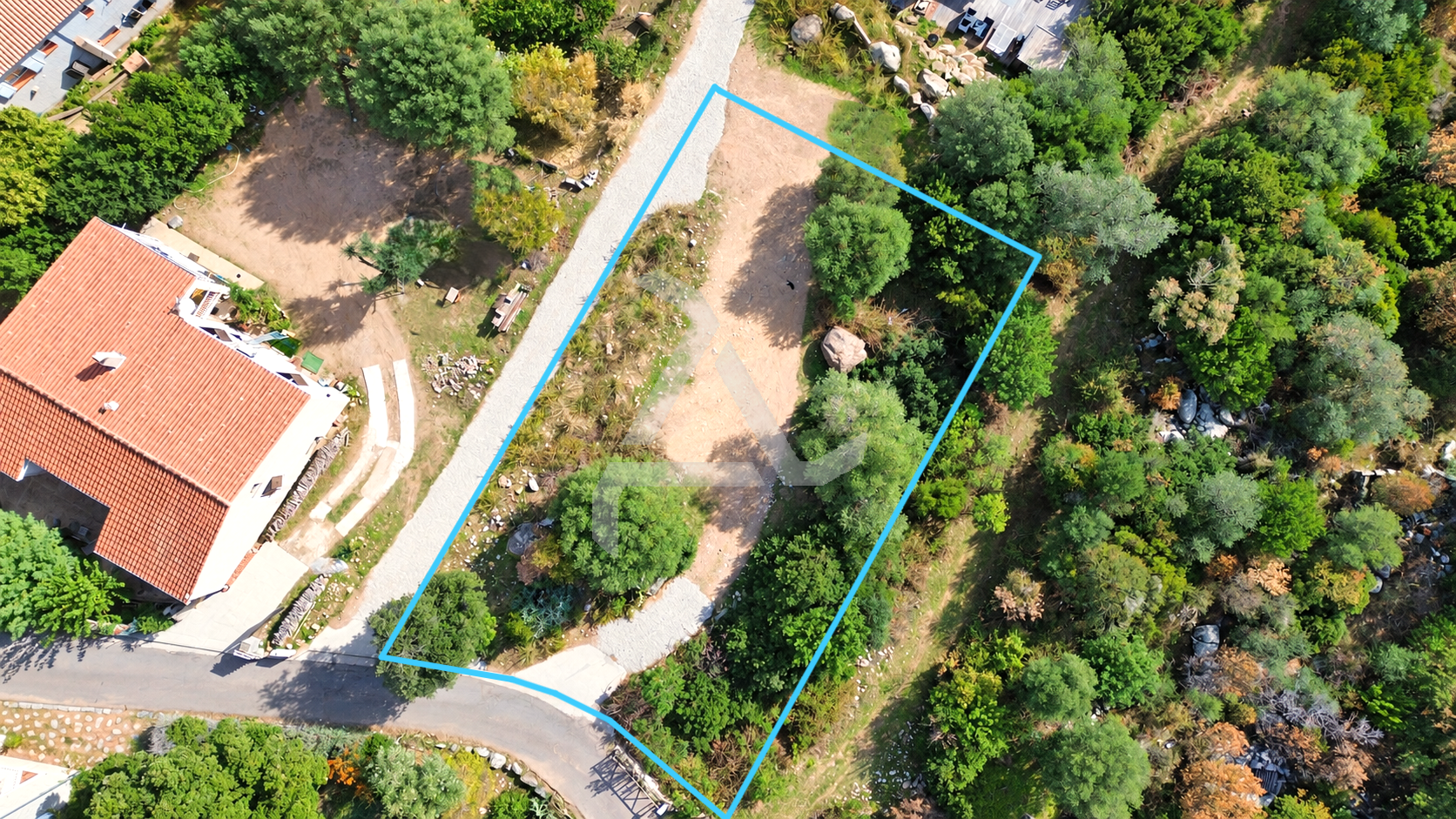 Terrain constructible à vendre à Porto vecchio, 650 m² – photo 2 sur 6