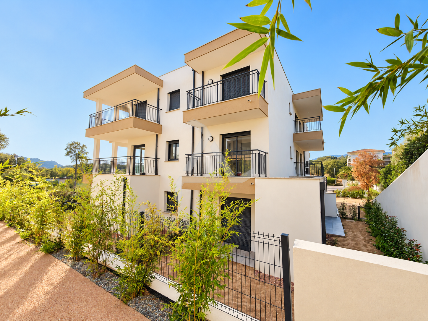 Appartement à vendre à Porto vecchio, 70,6 m², 3 pièces – photo 2 sur 9