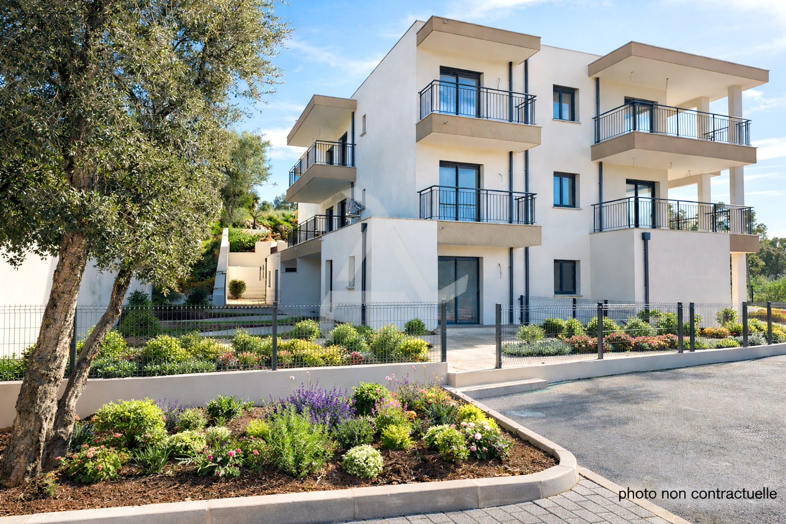Maison à vendre à Porto vecchio, 49,9 m², 2 pièces – photo 1 sur 6