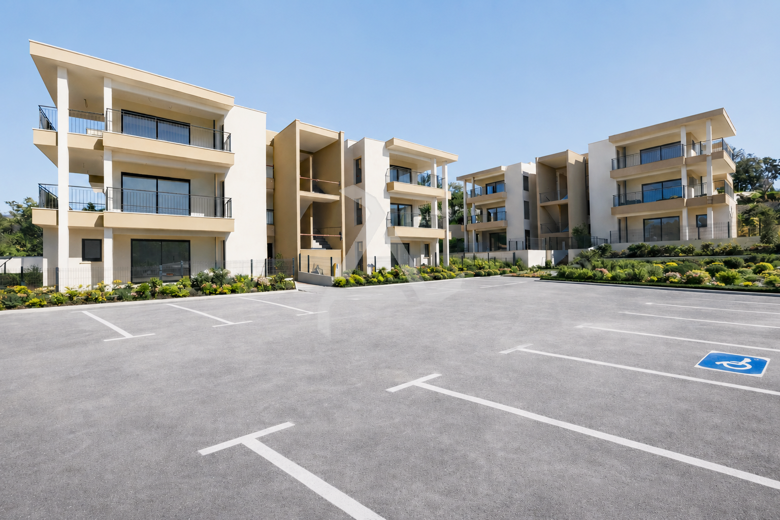 Maison à vendre à Porto vecchio, 49,9 m², 2 pièces – photo 3 sur 6